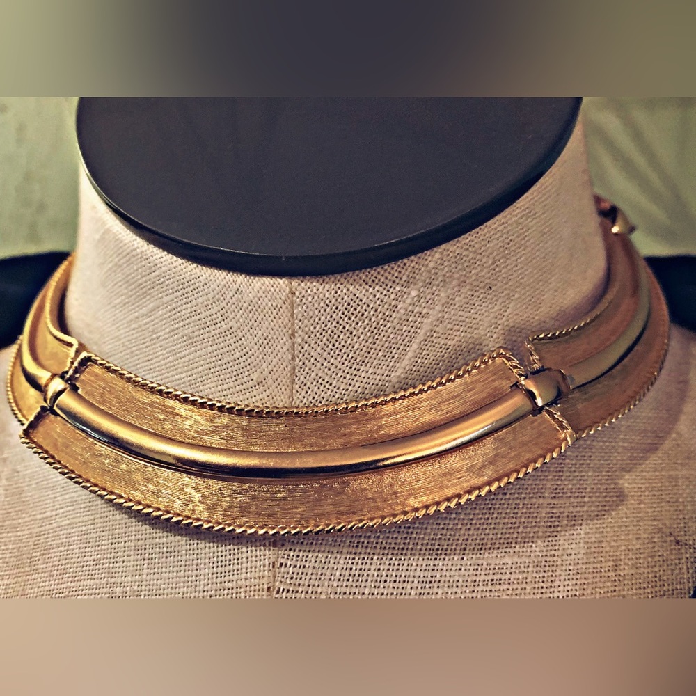 Vintage Monet golden choker with bracelet. 16 inch necklace